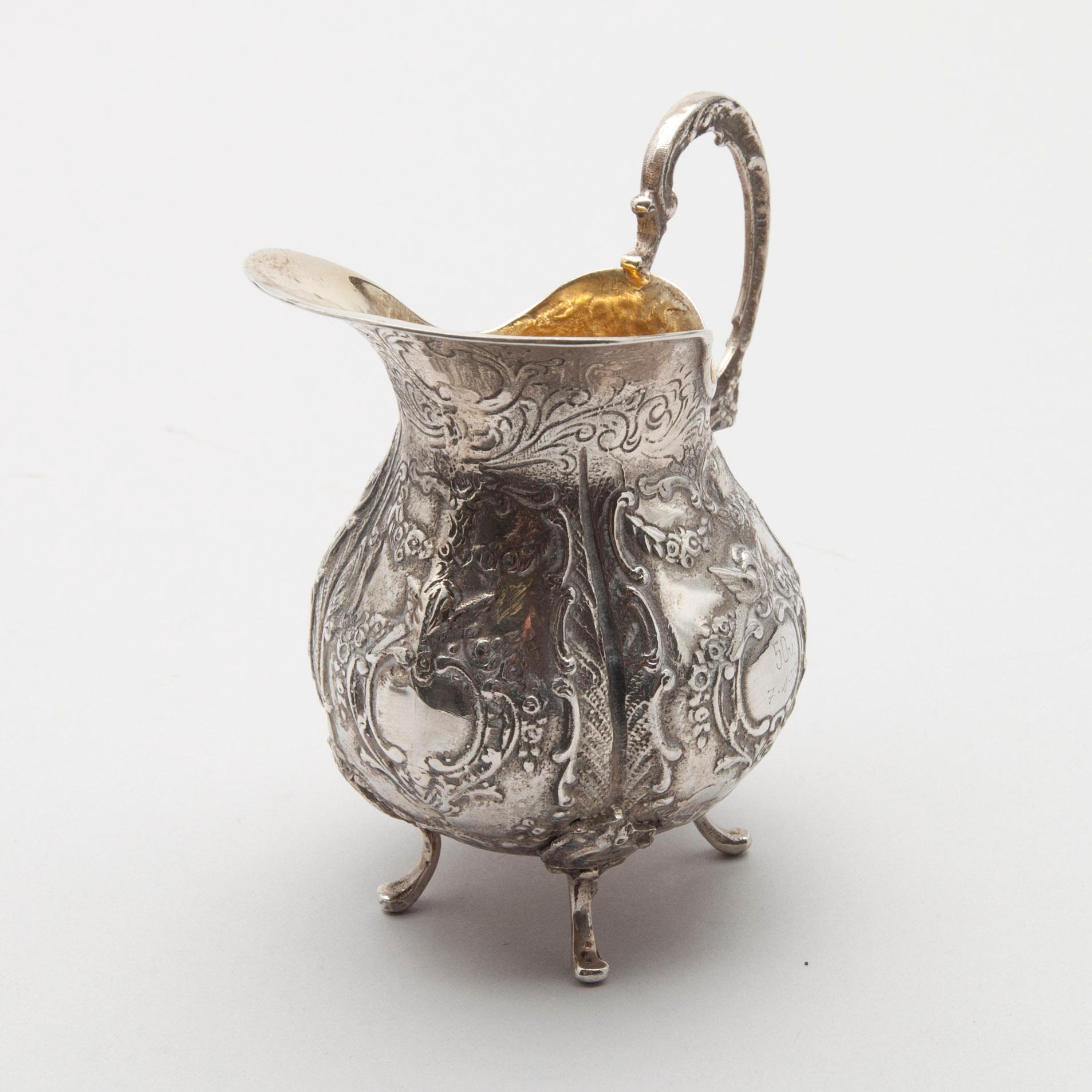 SOCKERSKÅL samt GRÄDDSNÄCKA, silver, finska stämplar KIS 1976. Vikt 575 g.