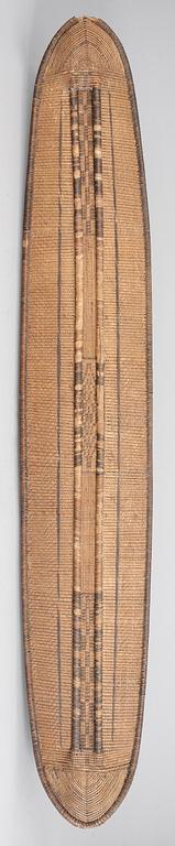 SKÖLDAR, 2 st, Afrika, 1900-tal.