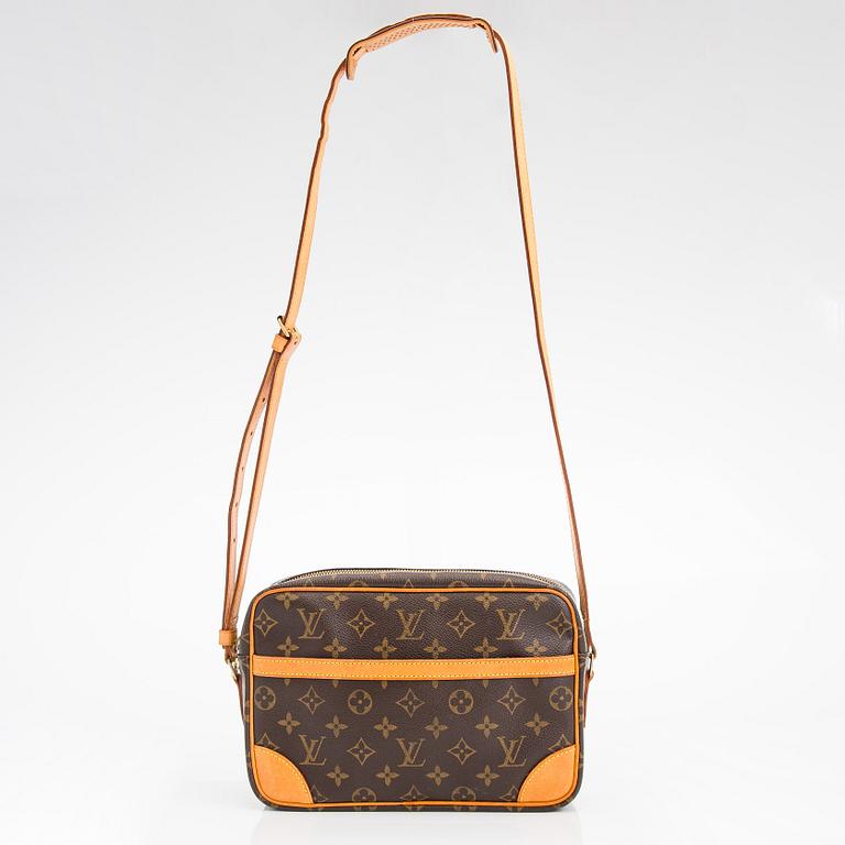 Louis Vuitton, a Monogram 'Trocadero 27' Bag.