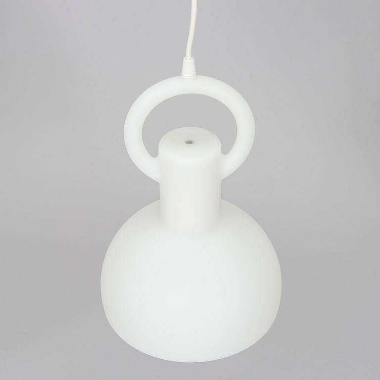 Eero Aarnio, kattovalaisin, "Ring", Melaja Oy 2009.