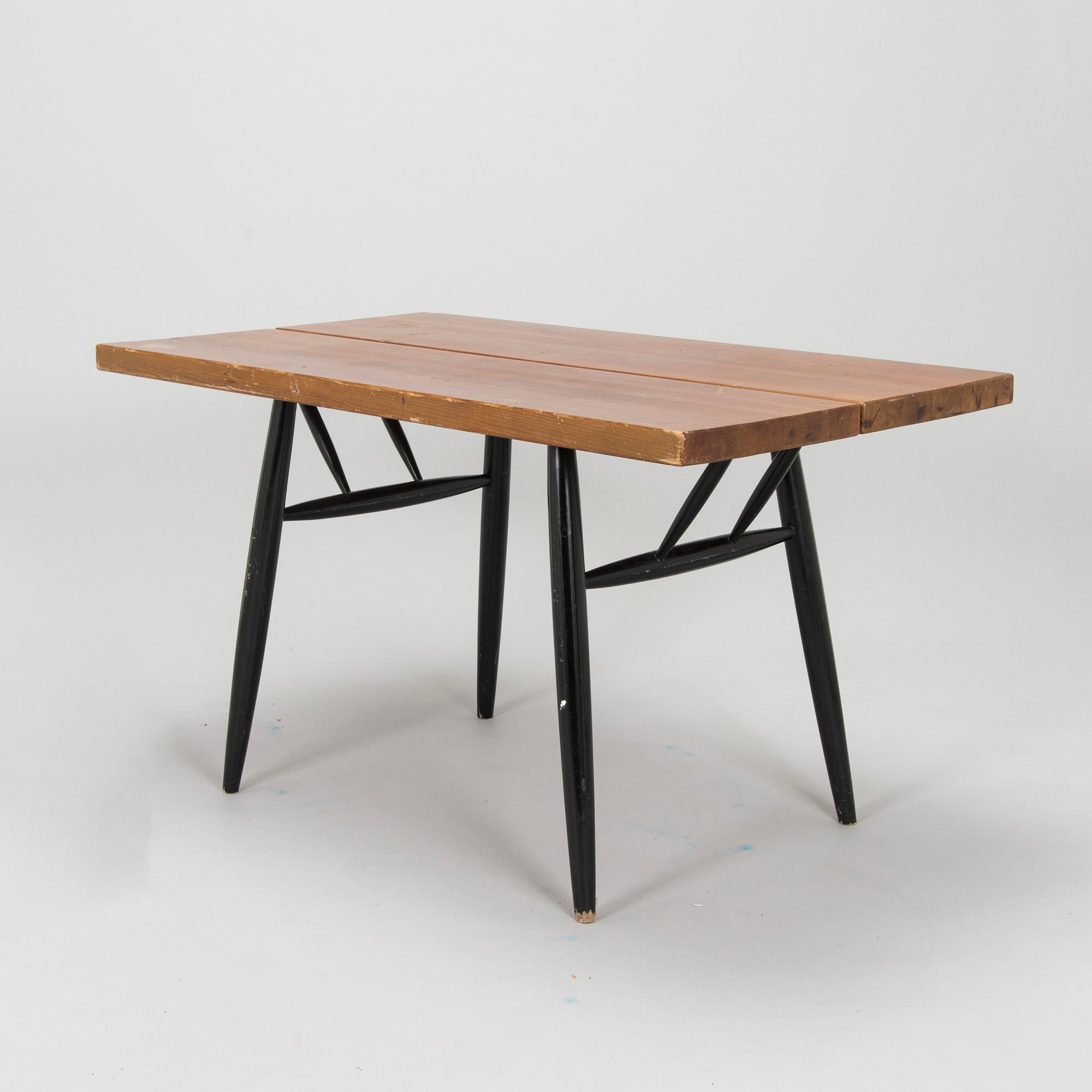 Ilmari Tapiovaara, a 1960s-1970s 'Pirkka' dining table, Laukaan Puu, Finland.