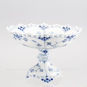 ROYAL COPENHAGEN, kaffeservis, 60 delar, "Musselmalet, helblond".