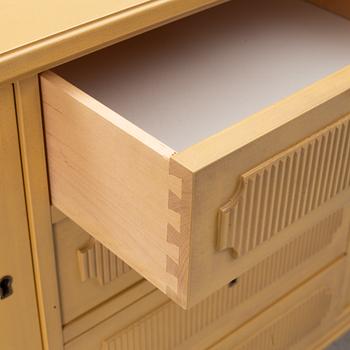 Sideboard, Gustavian style, second half of the 20th century.