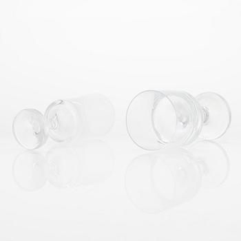 Timo Sarpaneva, dricksglas, 97 st, "Karaatti" för Iittala. I produktion 1983-1987.
