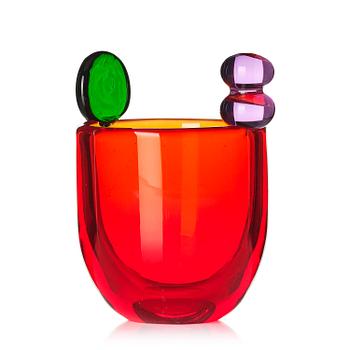 26. Oiva Toikka, a "Pompom" glass vase, Nuutajärvi, Notsjö, Finland, late 1960s.