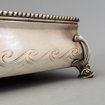 A silver cigar box by firma Karl Anderson in Stockholm 1927.
