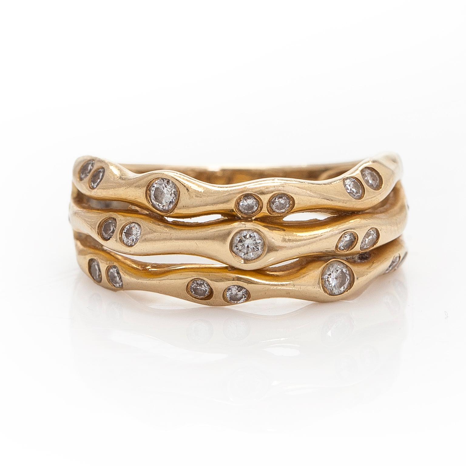 Ring, brilliant-cut diamonds, 14K gold.