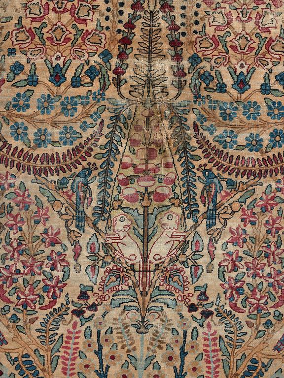 Matta, semiantik Kirman Laver, ca 221,5 x 142 cm.