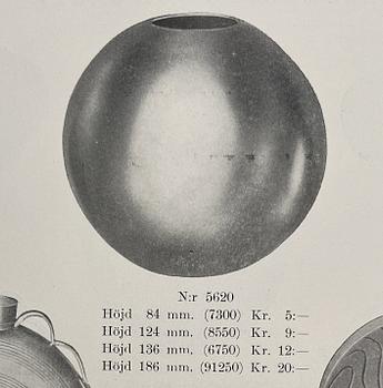 Sylvia Stave, vaser, två stycken, C.G. Hallberg, Stockholm, 1930-tal.