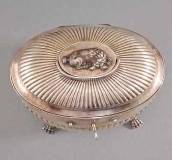 SOCKERSKRIN, silver, Johan Fredrik Massman, Stockholm, 1826, vikt 655 gram.