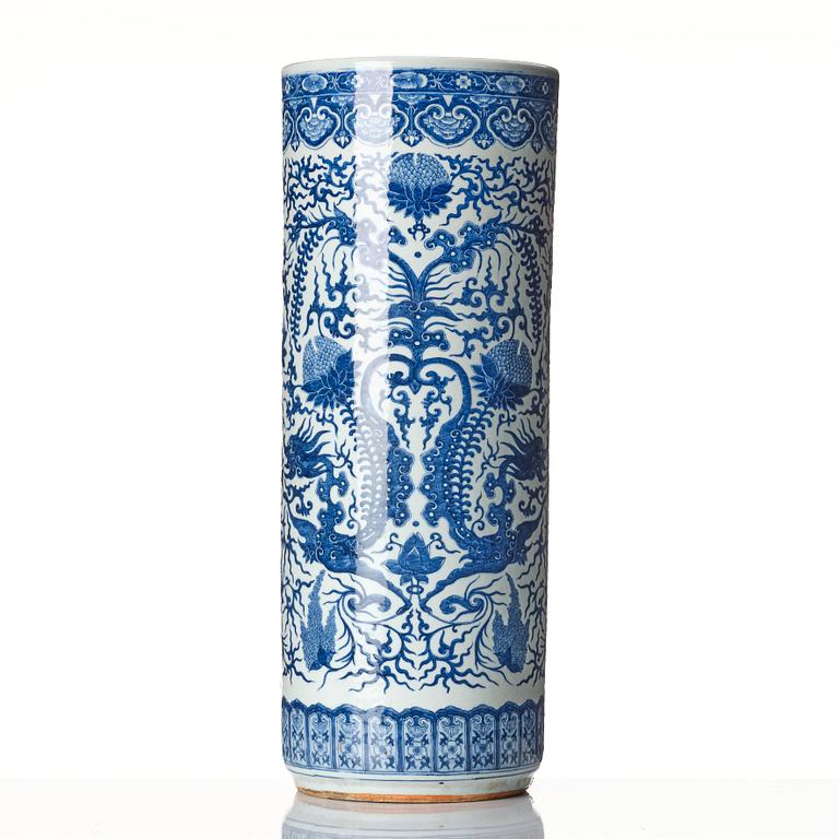 A large blue and white cylindrical umbrella stand/vase, China around 1900.