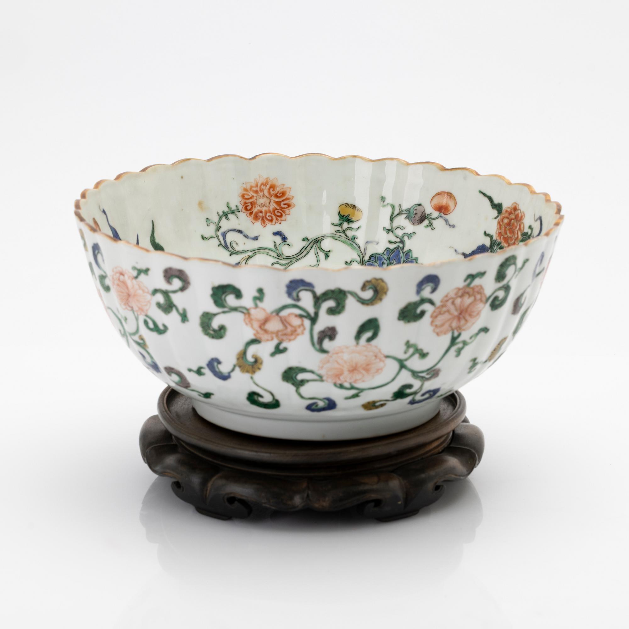 Bowl, porcelain, China, Qing dynasty, Qianlong (1736–95).