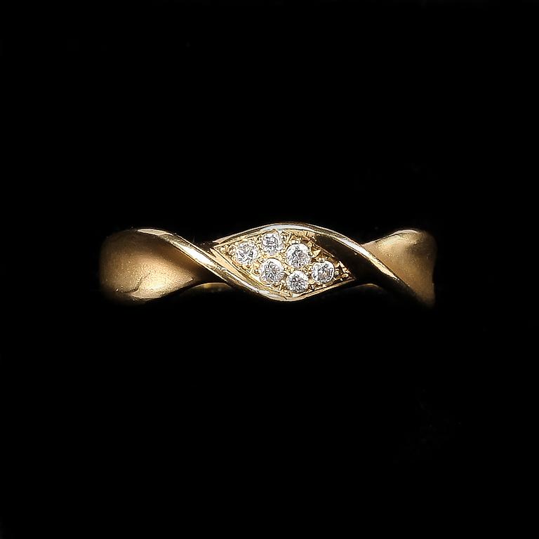 RING, 18k guld med diamanter, ca 0,10 ct.