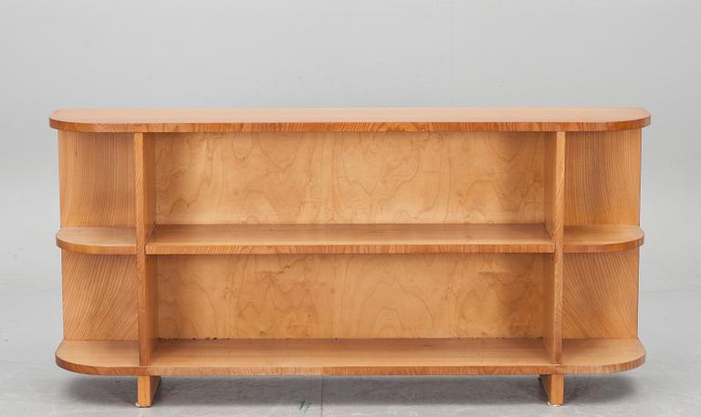 BOKHYLLA, 1900-talets mitt.