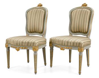 543. A pair of Gustavian 18th century chairs.