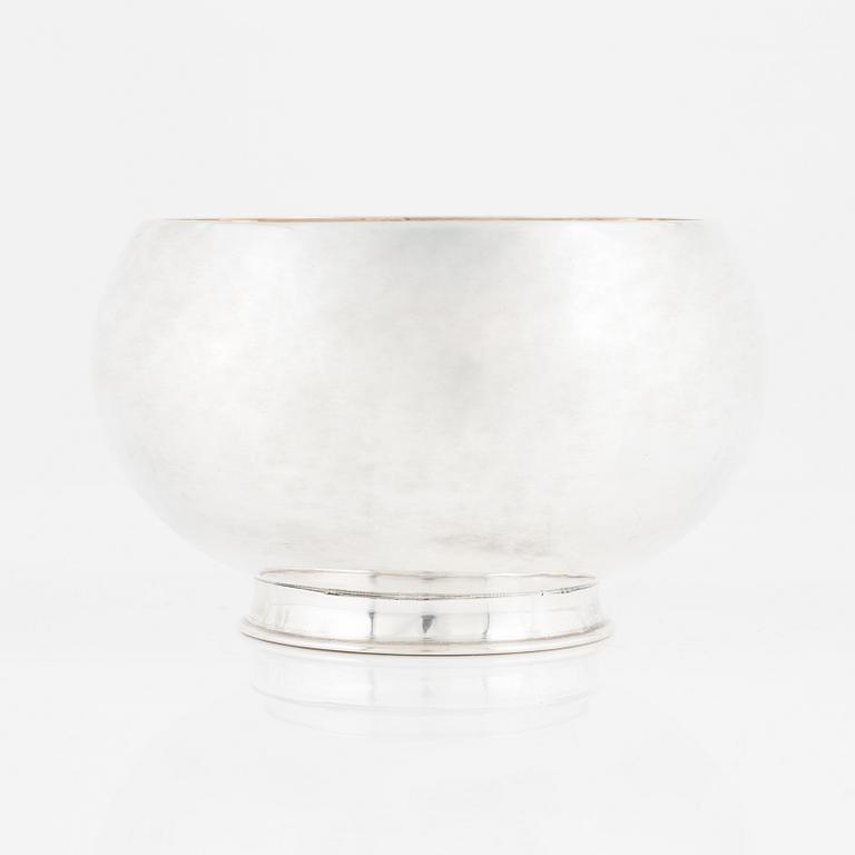 Rolf Carlman, a sterling silver bowl, CF Carlman, Stockholm 1963.