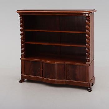 BOKHYLLA, E. Pettersson, Gefle Möbelverkstad, 1900-talets första hälft.