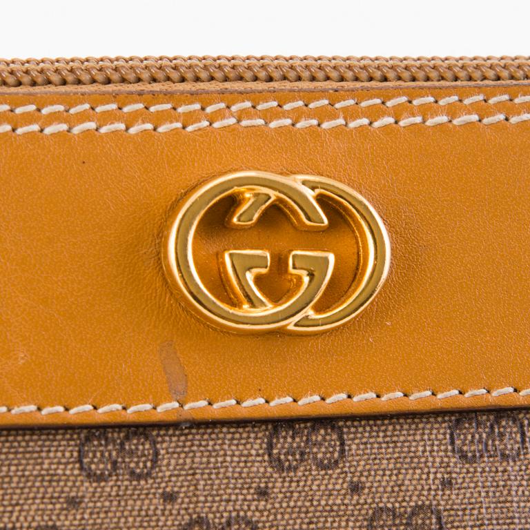 GUCCI Vintage Micro Monogram Cross Body Bag.