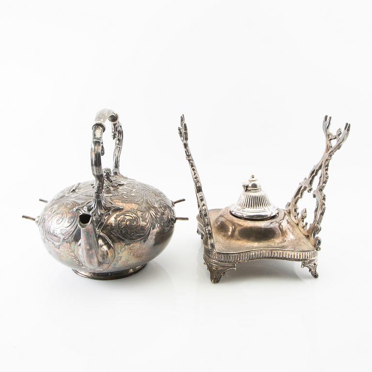 Tekanna med rechaud sent 1800 tal nysilver.