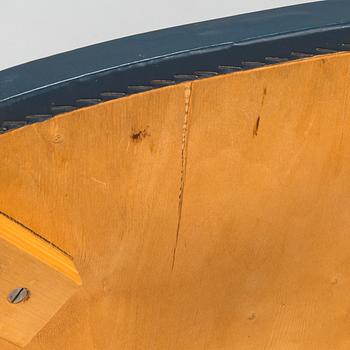 Alvar Aalto, A pair of early 1960s model 69 chairs for O.Y. Huonekalu- ja Rakennustyötehdas A.B.
