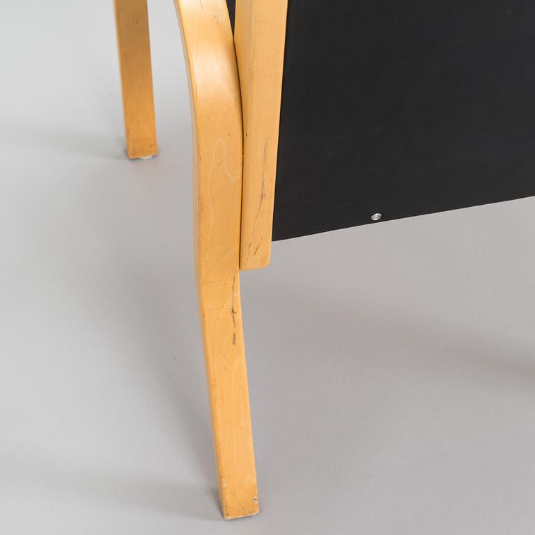 Alvar Aalto, nojatuolipari, malli E45, Artek, 1900-luvun loppu.