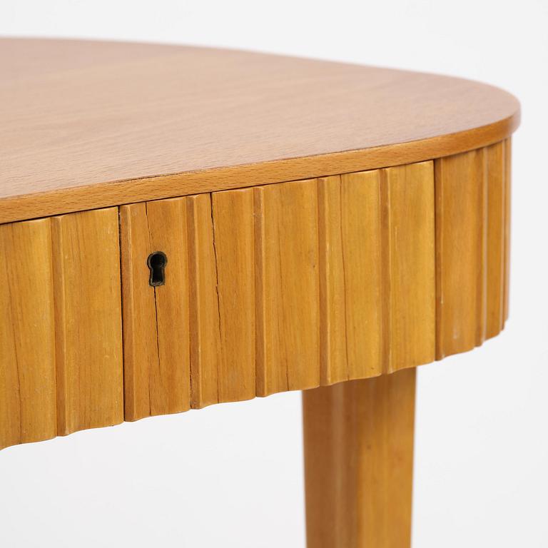 Einar Dahl, a vanity table with stool, cabinetmaker Hjalmar Wikström, for the Stockholm Crafts Association, ca 1939.
