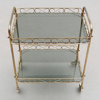 SERVERINGSVAGN, 1900-talets mitt.
