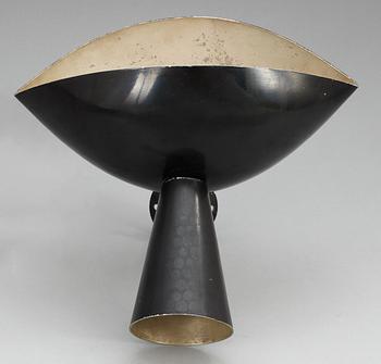 A Serge Mouille black enameled steel  'Chachan' wall lamp, Frankrike 1950-tal.