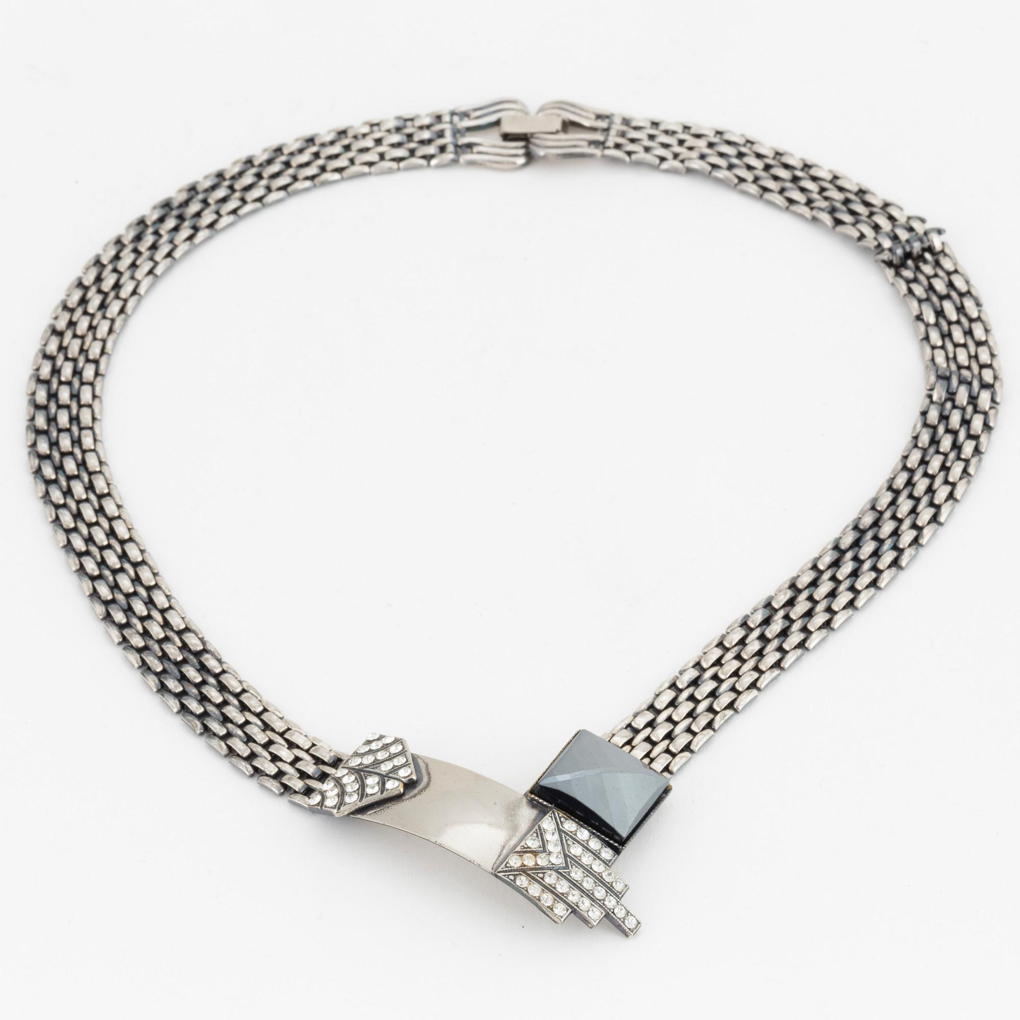 An Ermani Bulatti art-deco style necklace.