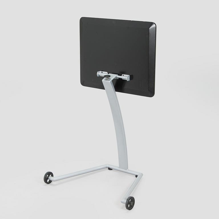 Jouni Leino, Table "Wheeler" for Inno. Jouni Leino Design Studio 2001.
