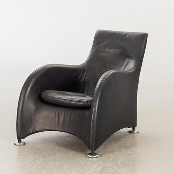 GERARD VAN DEN BERG, a Loge armchair late 1900's.