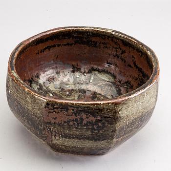 CARL-HARRY STÅLHANE, a large stoneware bowl, Rörstrand 1963(?).