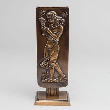 A OSCAR ANTONSSON VASE.
