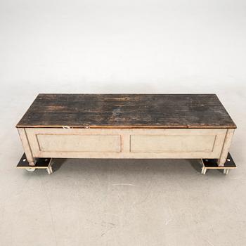 Bench/sideboard, first half of the 20th century.