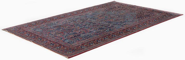 A semi-antique central Persian (Iran) rug, probably Tehran, c. 232 x 150 cm.