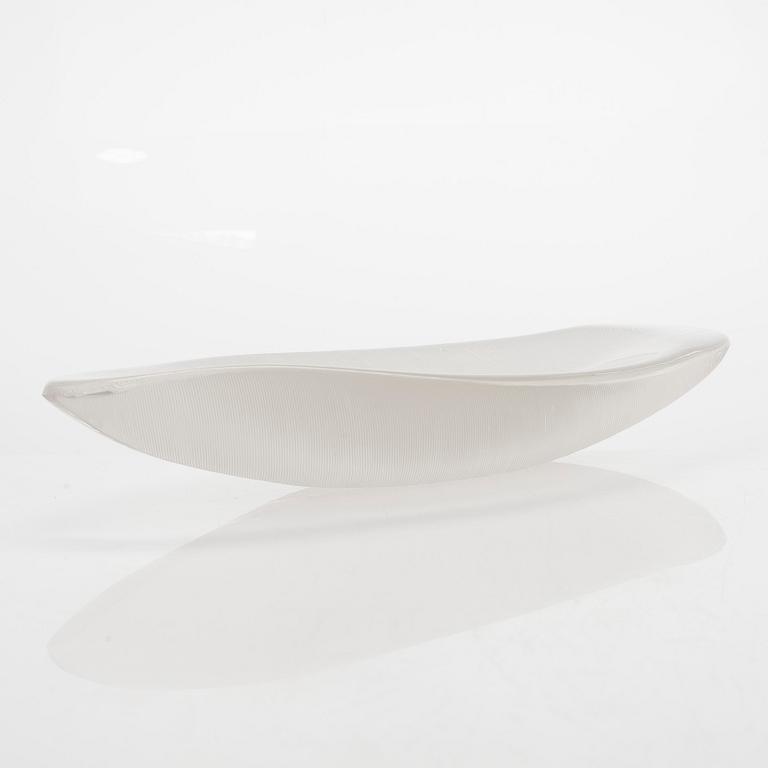 Tapio Wirkkala, A '3869' art object, 'Sulka' (Feather), signed Tapio Wirkkala, Iittala -57.