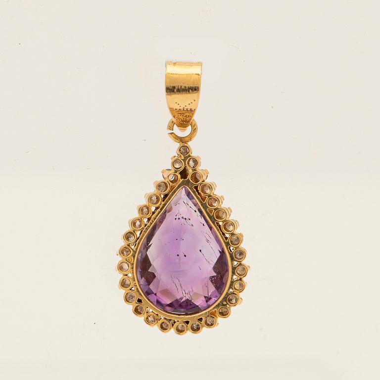 Pendant, 18K gold with amethyst and diamonds.