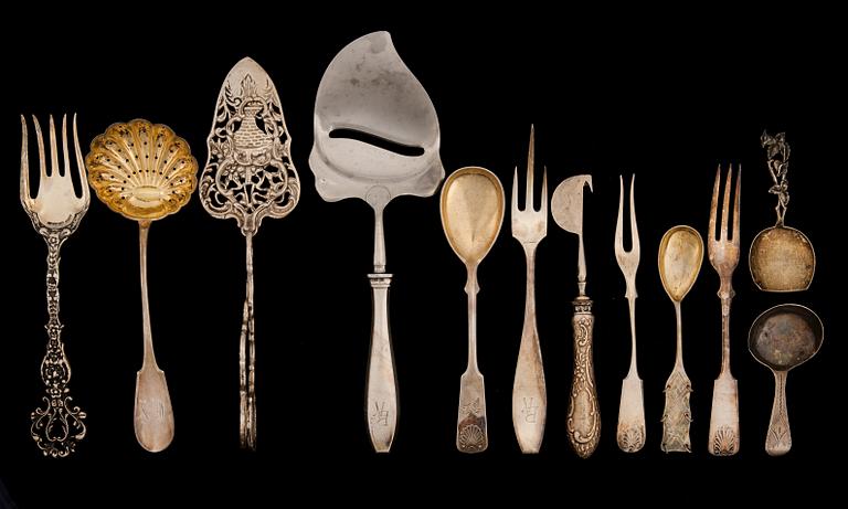 BESTICK, 12 st, silver, diverse stämplar. Total silvervikt ca 260 g.