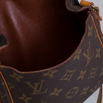 VÄSKA, Louis Vuitton.