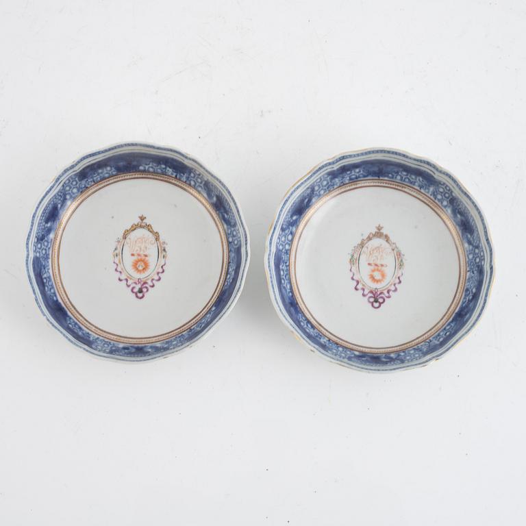 Servisdelar, 10 delar, porslin, Kina, Qianlong (1736-95) & Jiaqing (1795-1820).