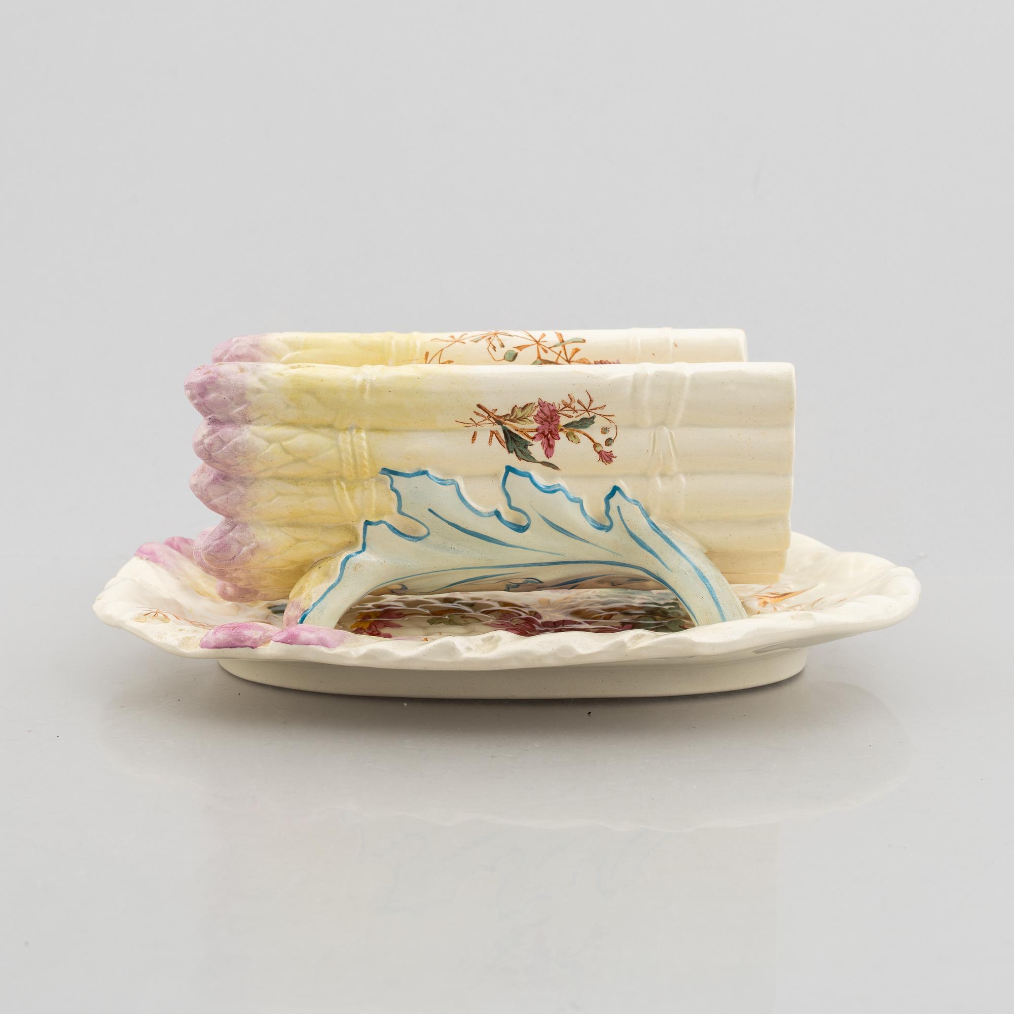 A two-part "Chrysanthème" Asparagus dish, Luneville, France, late 19th century.