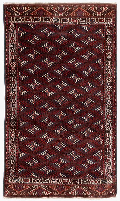 Carpet, Yomoud, antique, approx. 325 x 186 cm.