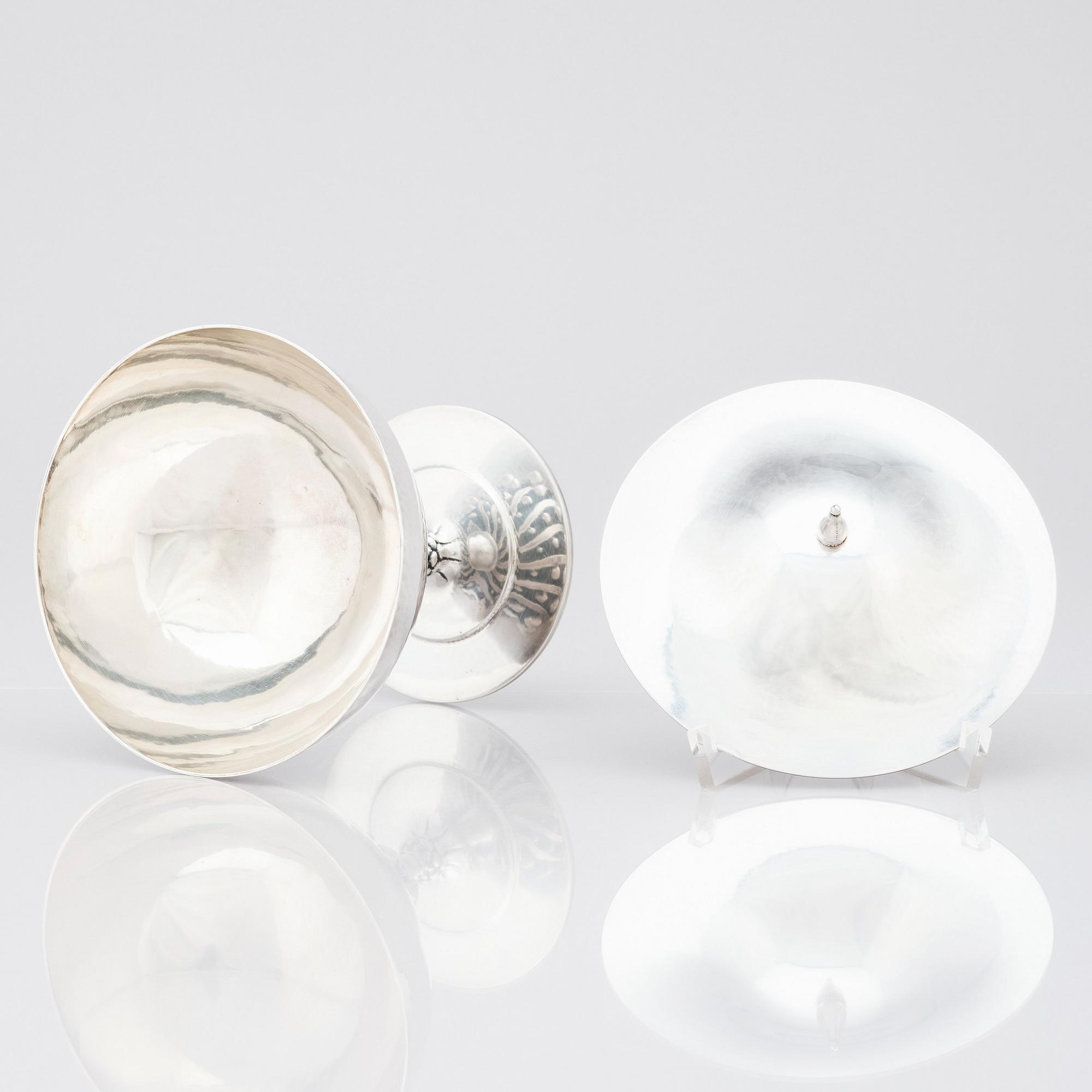 Johan Rohde, skål med lock, Georg Jensen, Köpenhamn 1945-77, sterling silver, design 43.