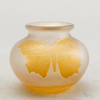 Karl Lindeberg, a signed Kosta vase.