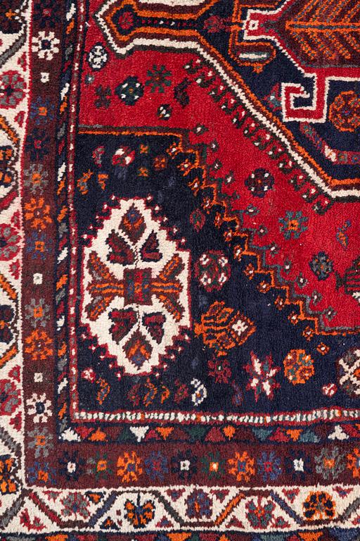 Carpet, Kashgai, approx. 250 x 180 cm.