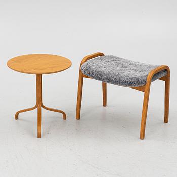 Yngve Ekström, A pair of armchairs, a footstool, “Lamino”, and a side table, Swedese, 2000s.