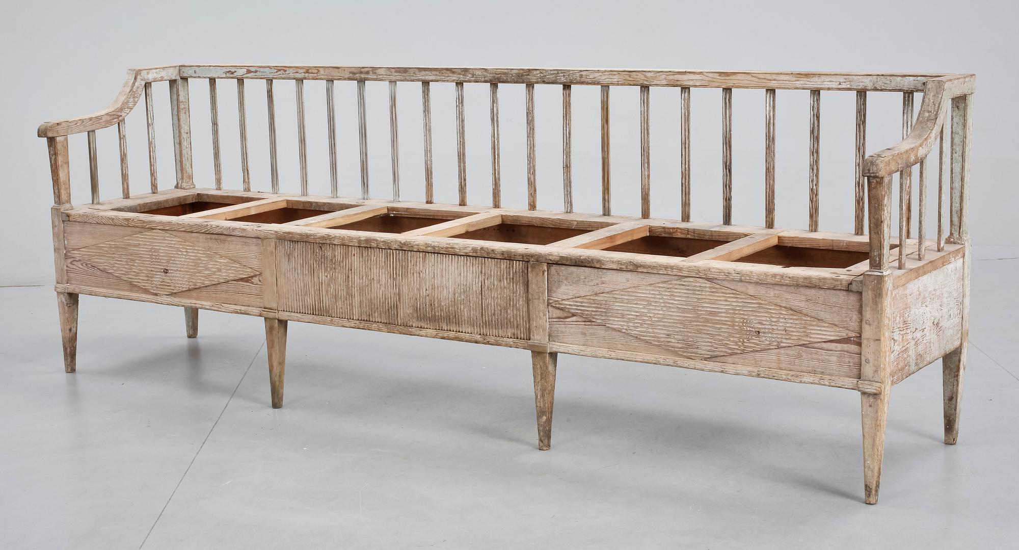 TRÅGSOFFA, gustaviansk, 1700-talets slut.