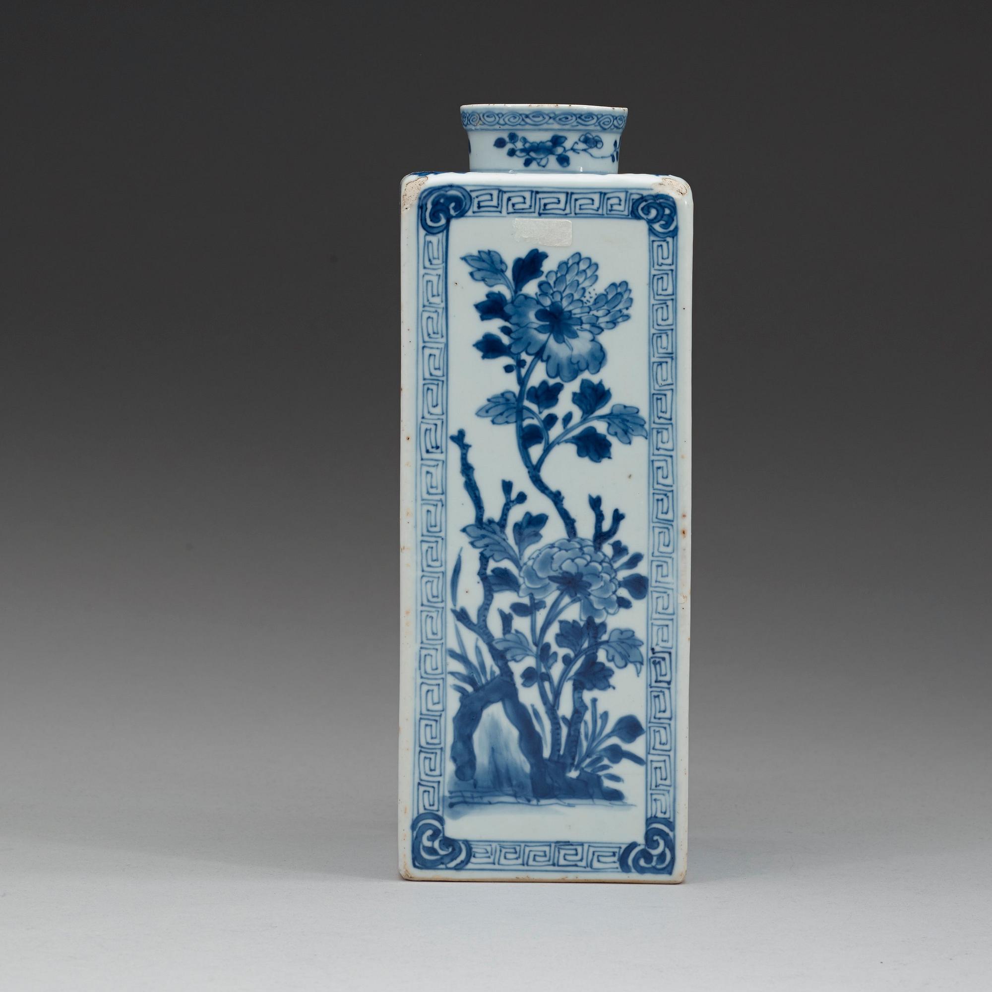 FLASKA, porslin. Qing dynastin, Kangxi (1662-1722).