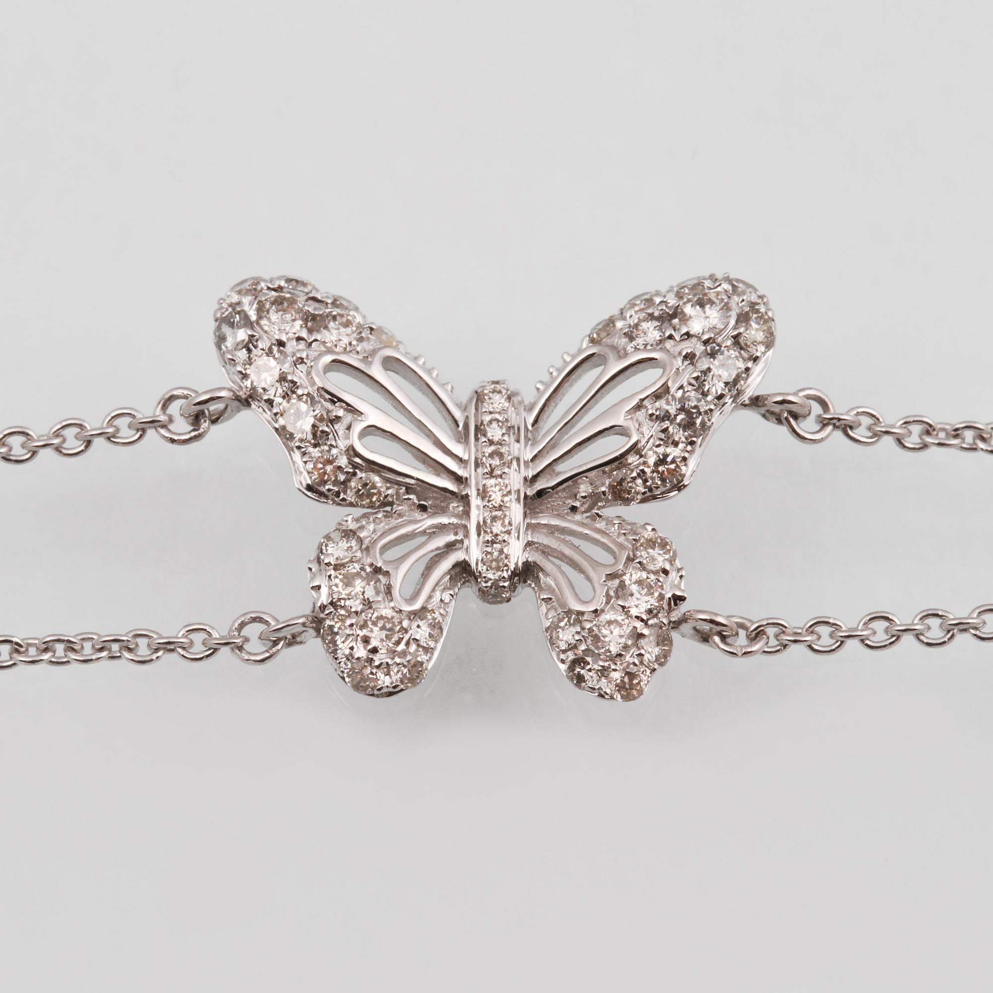 ARMBAND, 18K vitguld med briljantslipade diamanter ca 0.36 ct. Vikt 2,7 gram.