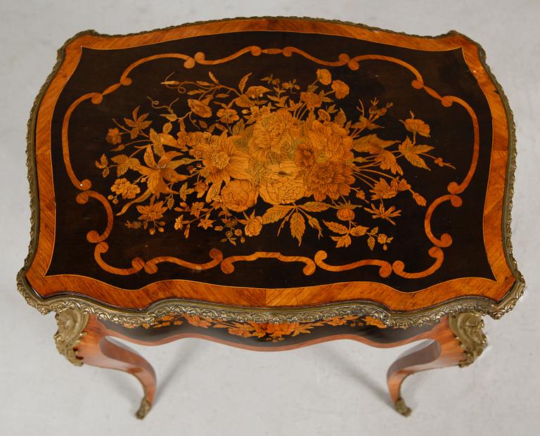 DAMARBETSBORD, 1800-talets andra hälft.